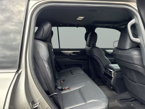 Used 2023 Lexus LX 600 F Sport AWD/4WD image 30