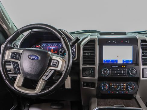 Used 2021 Ford F250 Lariat image 17