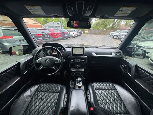 Used 2015 Mercedes-Benz G 63 AMG G 63 AMG Sport Utility 4D image 2