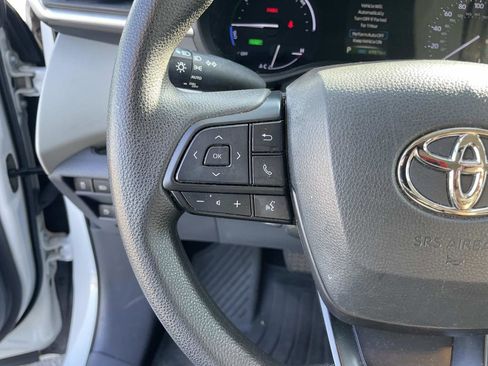 Used 2023 Toyota Sienna LE FWD image 18