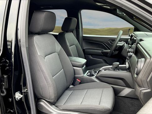 Used 2026 Chevrolet Colorado Trail Boss image 21