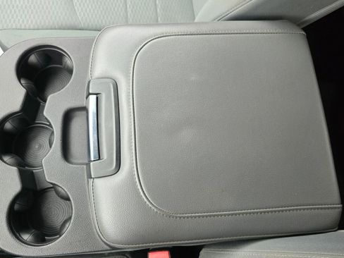 Used 2018 RAM 1500 Express w/ Express Value Package image 20