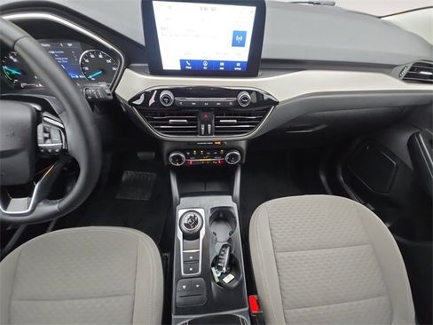 Certified 2022 Ford Escape SE w/ Convenience Package image 11