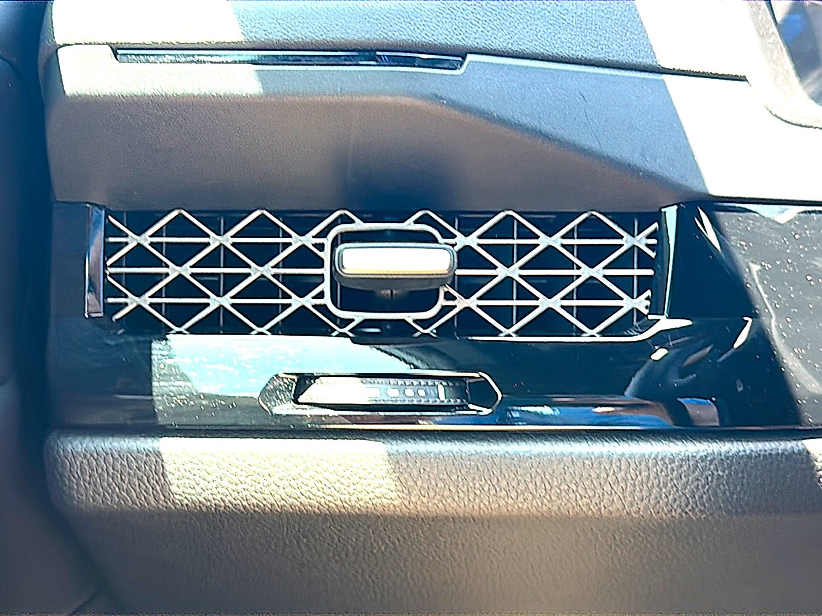 Used 2025 Honda Accord Sport image 35