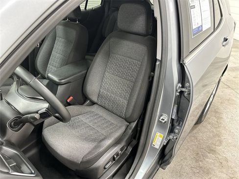 Used 2024 Chevrolet Equinox LT image 15