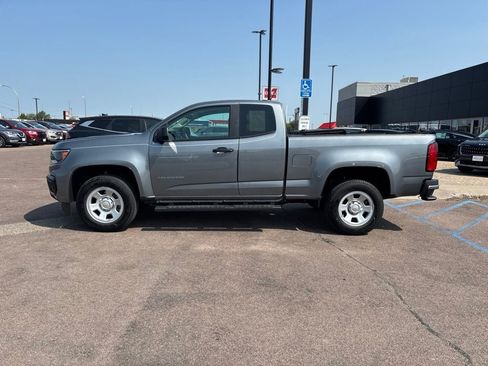Used 2022 Chevrolet Colorado W/T RWD image 8