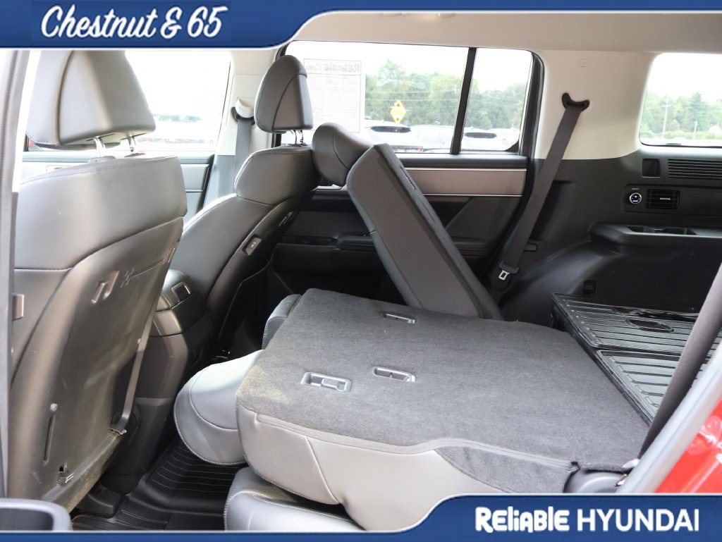 Used 2025 Hyundai Santa Fe SEL AWD/4WD image 19