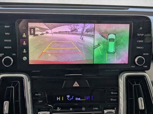 Used 2022 Kia Sorento SX Prestige w/ Panoramic Sunroof Package image 13