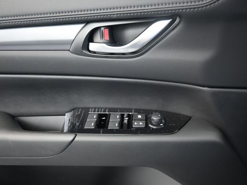 Used 2025 MAZDA CX-5 AWD 2.5 S w/ Select Package image 13