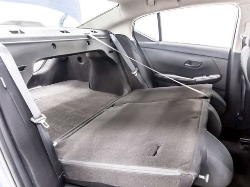 Used 2025 Nissan Sentra SV image 37