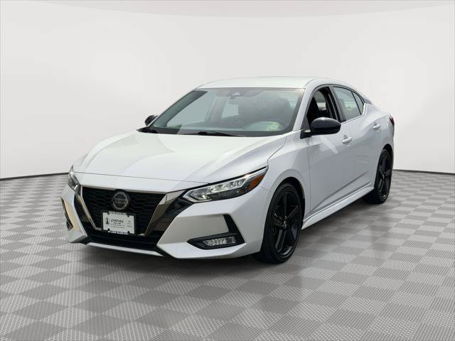 Used 2023 Nissan Sentra SR w/ Electronics Package FWD image 3