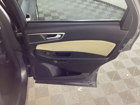 Used 2023 Ford Edge SEL w/ Convenience Package image 12