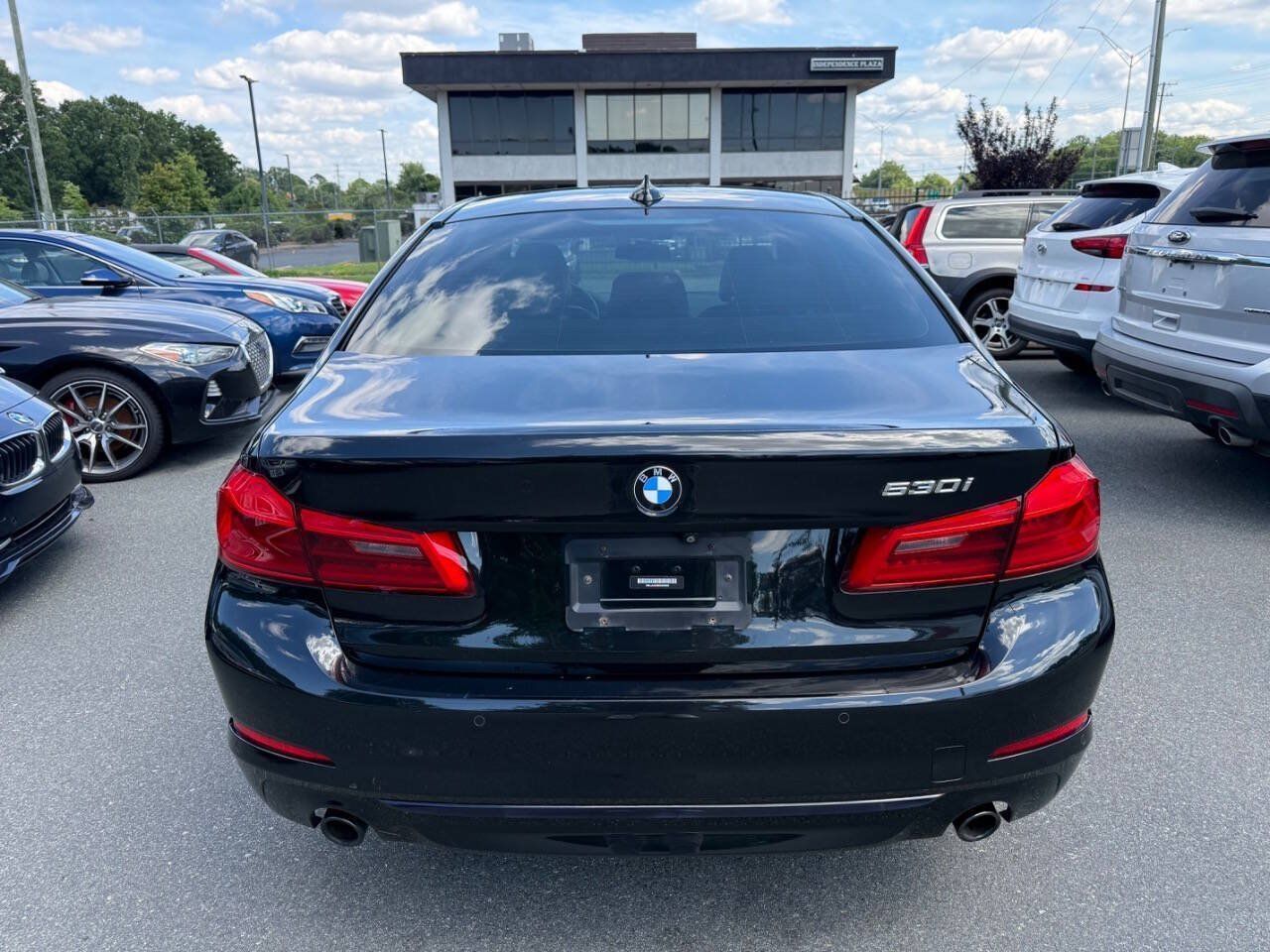 Used 2019 BMW 530i w/ Convenience Package RWD image 5