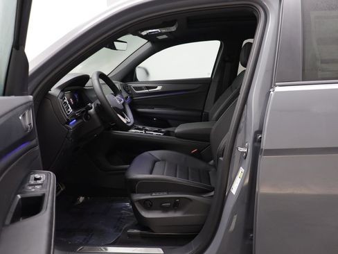 New 2026 Volkswagen Atlas Cross Sport SEL R-Line image 5