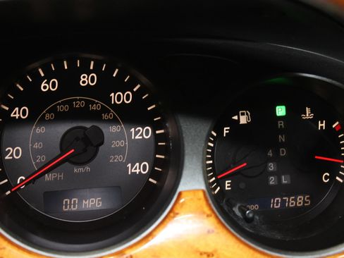 Used 2005 Lexus ES 330 FWD image 11