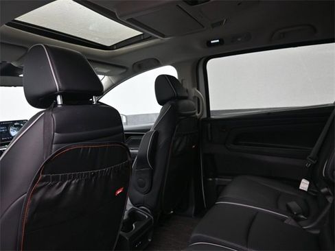 Used 2025 Honda Odyssey Elite image 20
