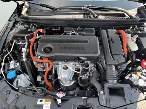 Used 2025 Honda Accord Sport image 31