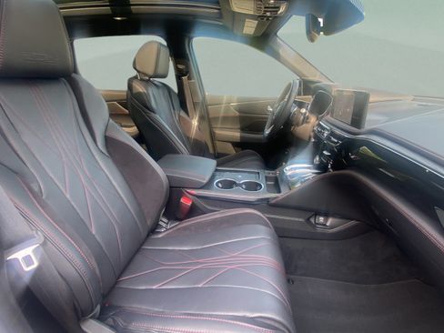 Used 2025 Acura MDX Type S AWD/4WD image 30