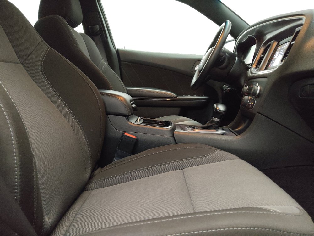 Used 2021 Dodge Charger SXT w/ Blacktop Package RWD image 21