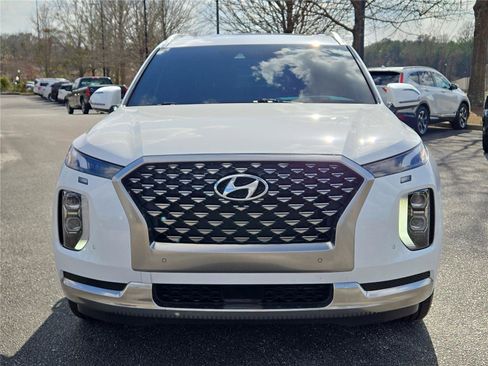 Used 2022 Hyundai Palisade Calligraphy FWD image 2