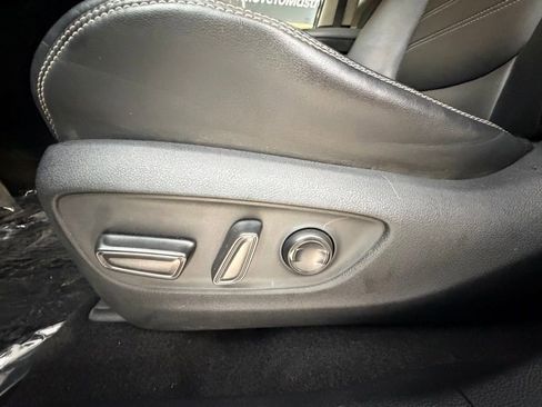 Used 2021 Toyota RAV4 XLE Premium AWD/4WD image 26