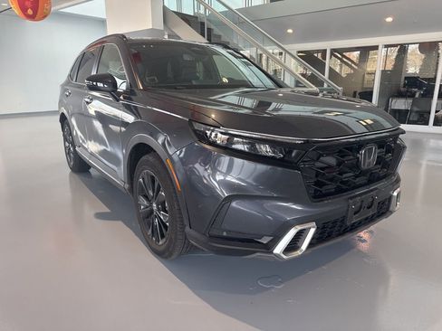 Used 2025 Honda CR-V Sport Touring image 3