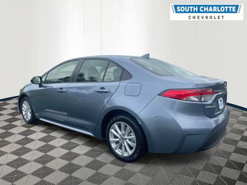 Used 2023 Toyota Corolla LE w/ LE Premium Package FWD image 6