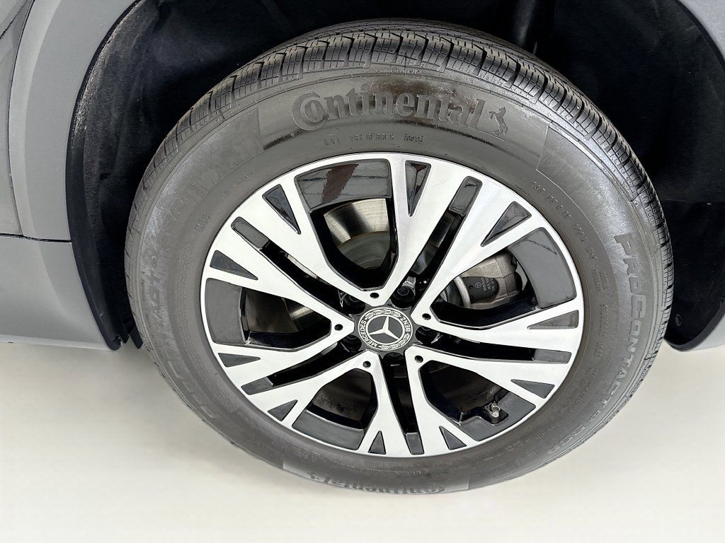 Certified 2024 Mercedes-Benz GLB 250 4MATIC image 30