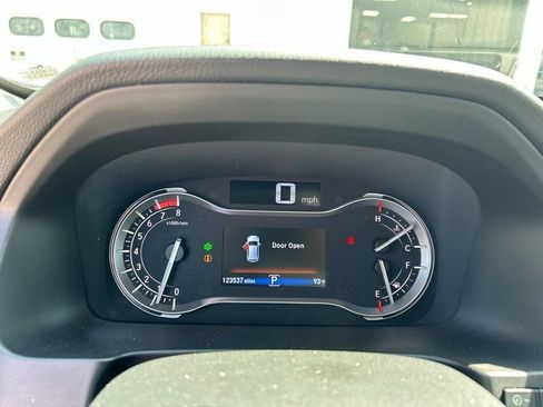Used 2018 Honda Pilot EX-L image 6