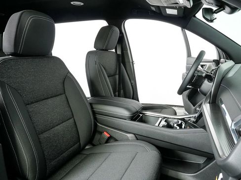 New 2026 Chevrolet Traverse LT image 22