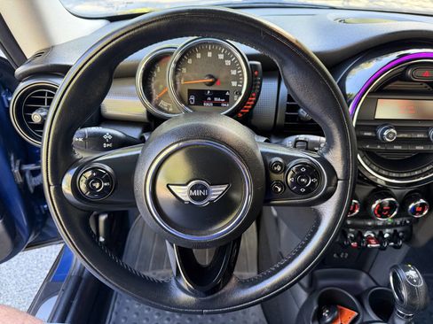 Used 2015 MINI Cooper 2-Door Hardtop image 29