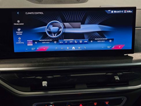 Used 2024 BMW X5 xDrive40i w/ Premium Package image 31