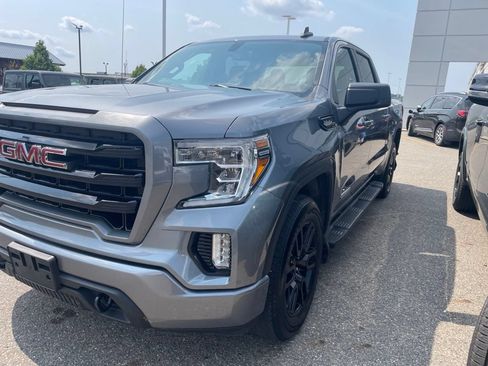 Used 2020 GMC Sierra 1500 Elevation w/ Elevation Value Package AWD/4WD image 11