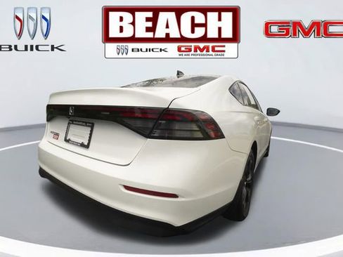Used 2025 Honda Accord SE image 3