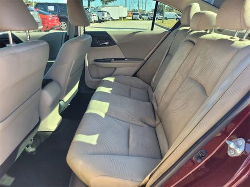 Used 2017 Honda Accord LX image 5