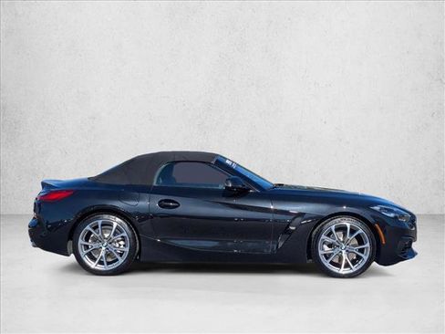 Used 2019 BMW Z4 sDrive30i w/ Driving Assistance Package image 4
