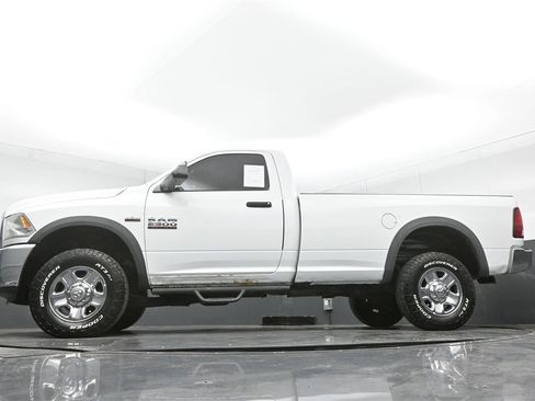 Used 2017 RAM 2500 Tradesman w/ Chrome Appearance Group AWD/4WD image 35