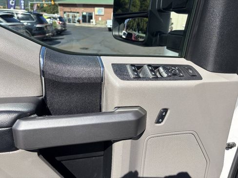 Used 2017 Ford F250 XLT AWD/4WD image 13