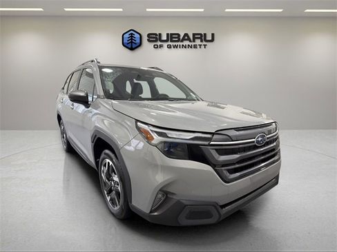 Used 2025 Subaru Forester Limited w/ Popular Package image 7