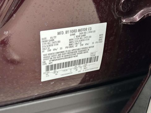 Used 2022 Ford Explorer XLT image 14