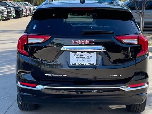 Used 2022 GMC Terrain Denali w/ LPO, Cargo Package image 5