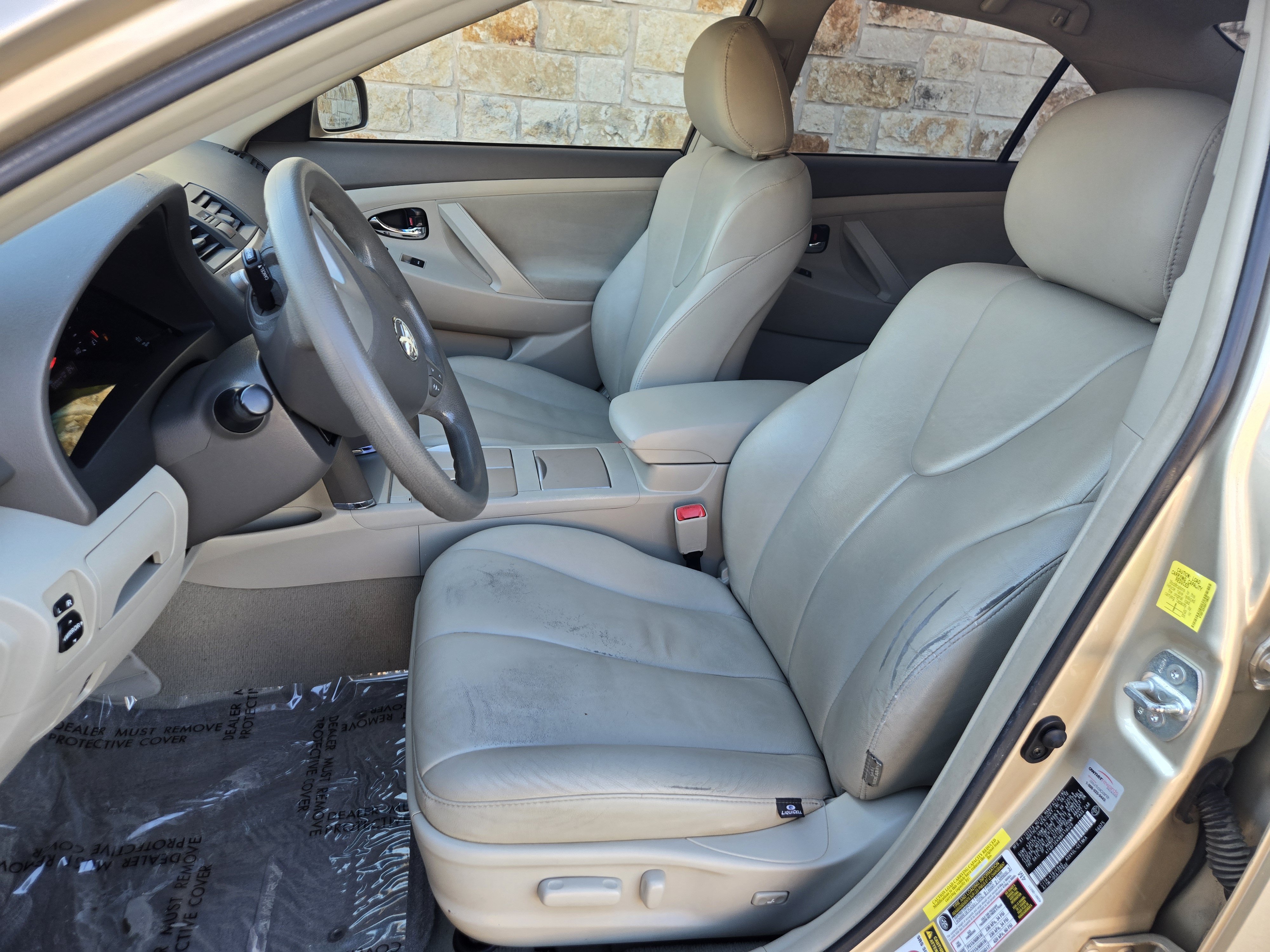 Used 2011 Toyota Camry LE w/ LE Extra-Value Pkg FWD image 5