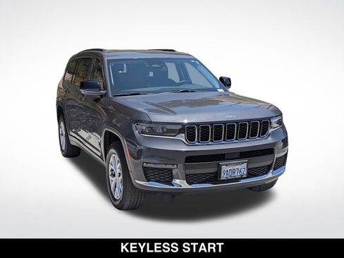 Used 2022 Jeep Grand Cherokee L Limited AWD/4WD image 2