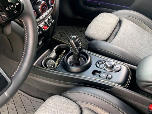 Used 2022 MINI Cooper Countryman S w/ Premium Package image 16