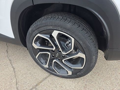 New 2026 Chevrolet Trax RS w/ Driver Confidence Package image 21
