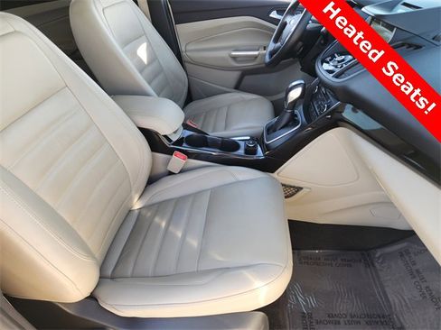 Used 2017 Ford C-MAX Energi Titanium w/ Equipment Group 501A image 15