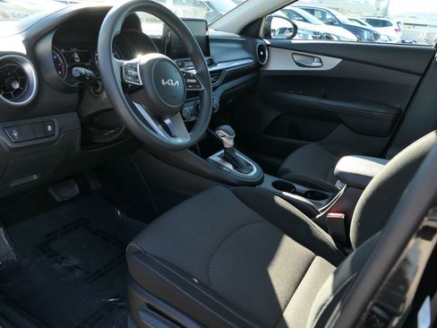 Used 2023 Kia Forte LXS image 12