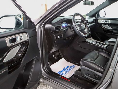 Used 2023 Ford Explorer ST w/ Technology Package AWD/4WD image 3