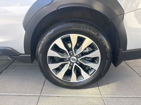 Used 2023 Subaru Outback Limited image 9