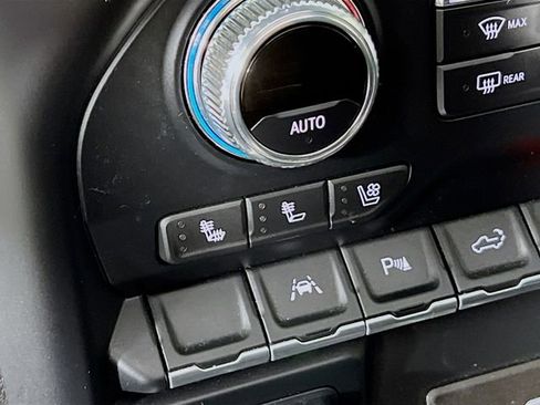 Certified 2022 GMC Sierra 1500 Denali w/ Denali Reserve Package image 19